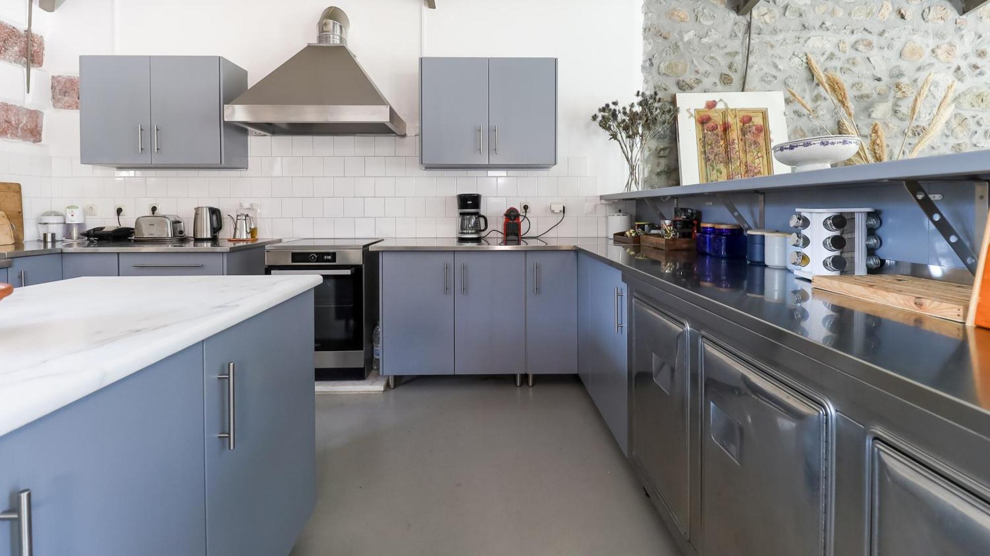 Just Barrett Villa Ровиес Екстериор снимка