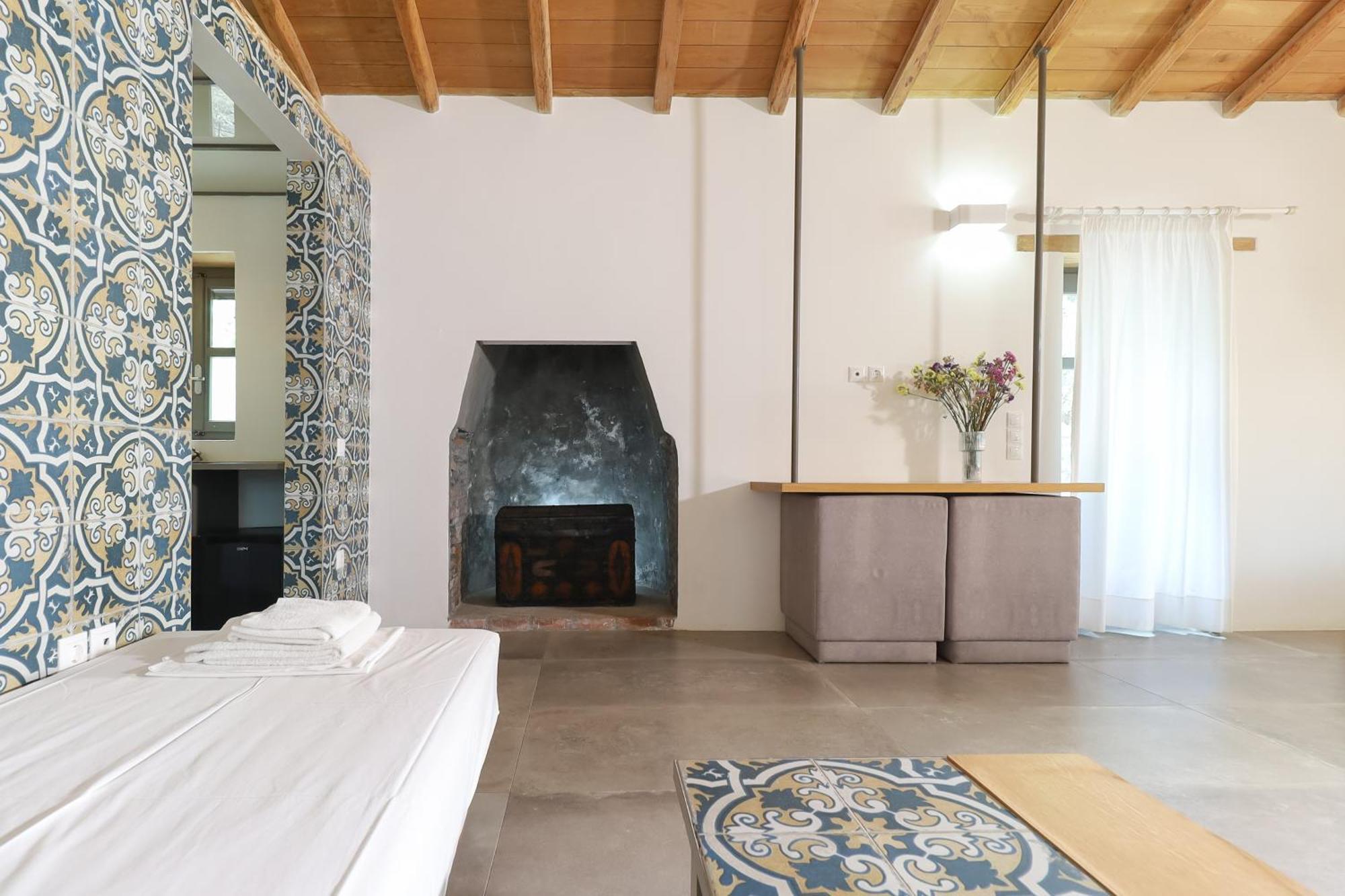 Just Barrett Villa Ровиес Екстериор снимка